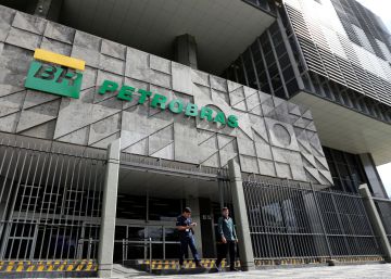 Bolsonaro profundiza su apuesta privatizadora con la venta de más de 6.000 millones en acciones de Petrobras
