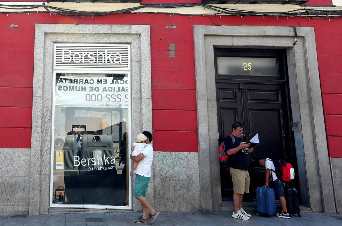 De Airbnb a Idealista: ¿qué requisitos prevé la ley para el piso que cambia de alquiler turístico a vivienda habitual?
