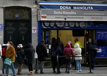 Siete de cada 10 españoles dedicarían el primer premio de la Lotería de Navidad a pagar deudas y ahorrar