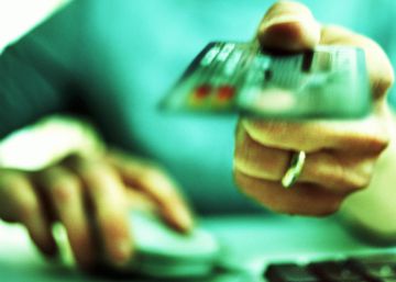 El coste medio de las tarjetas ‘revolving’ sigue por encima del 22% anual
