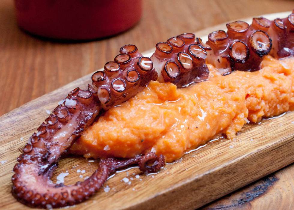 Ocho ideas para cocinar con una pata de pulpo