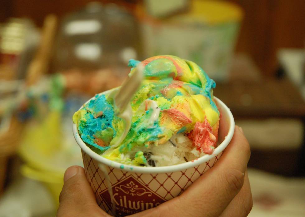 Arcoíris, pitufo o unicornio: ¿hay algo más odioso que los helados de colores?