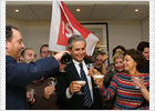 Fraga destaca el deseo de continuidad de la sociedad gallega