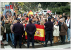 Manifestaciones a favor y en contra de Aznar a las puertas del Congreso