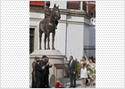 El Rey y la Infanta Elena inauguran una escultura de la Condesa Barcelona