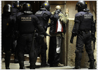 Tres detenidos en Barcelona durante una marcha de apoyo a las revueltas en Grecia