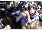 El candidato socialdemócrata Serra es agredido en un acto electoral El candidato socialdemócrata Serra es agredido en un acto electoral