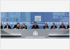 Stay on to fight economic crisis, business leaders tell Zapatero