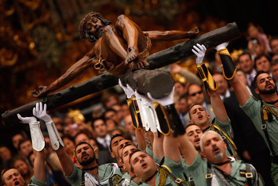 FOTOGALERIA: Legionarios y el Cristo de Mena