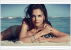 Las joyas convierten a Katie Holmes en sirena