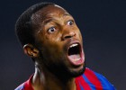 Keita strike rescues 10-man Barça