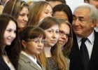 Strauss-Kahn , conferenciante entre estudiantes en Kiev