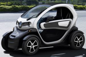 El Twizy ofrece una autonomía real en ciudad de unos 75 kilómetros. El Twizy ofrece una autonomía real en ciudad de unos 75 kilómetros.