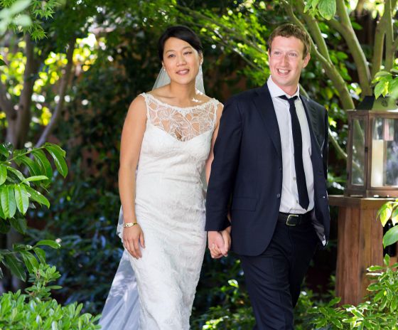 Foto proporcionada por Facebook de la boda de Zuckerberg y Chang en Palo Alto, California. Foto proporcionada por Facebook de la boda de Zuckerberg y Chang en Palo Alto, California.