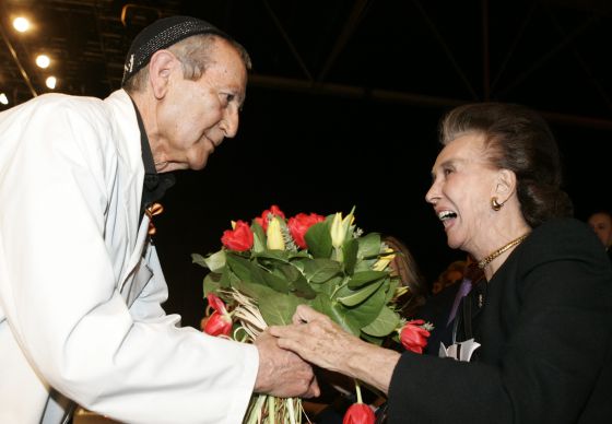 Aline Griffith, con Elio Berhanyer, en 2008.