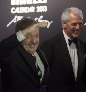 El expresidente de Brasil Luiz Inácio Lula da Silva y el presidente de Pirelli, Marco Tronchetti, en la fiesta de la firma de neumáticos anoche en Río de Janeiro. El expresidente de Brasil Luiz Inácio Lula da Silva y el presidente de Pirelli, Marco Tronchetti, en la fiesta de la firma de neumáticos anoche en Río de Janeiro.
