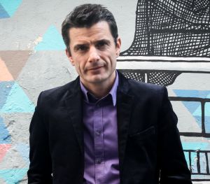 Pedro Olalla, profesor universitario. Pedro Olalla, profesor universitario.