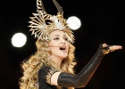 Madonna intenta robar la memoria de Marlon Brando Madonna intenta robar la memoria de Marlon Brando