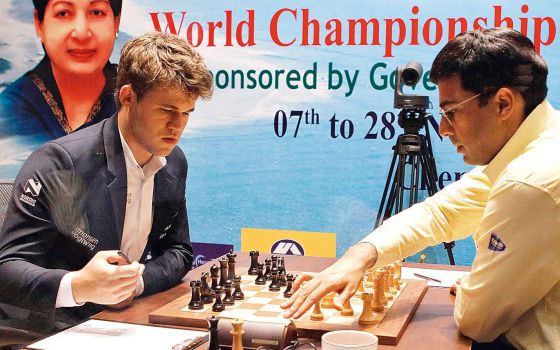 Carlsen ganándose el título de campeón mundial en su encuentro contra el indio Anand