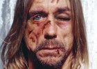 Rostros famosos y magullados contra la tortura