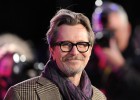 Gary Oldman levanta ampollas en Hollywood y luego pide perdón