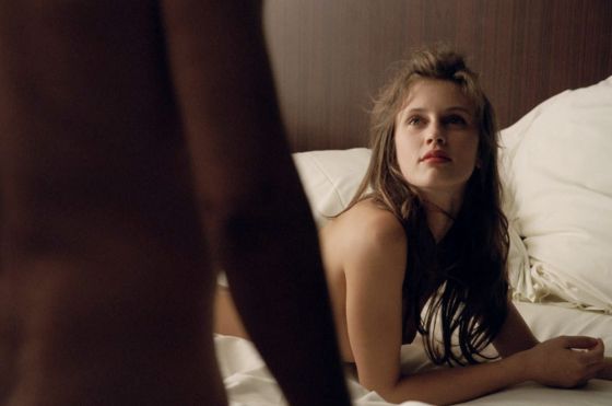 Un fotograma del mítico desnudo de la película francesa 'Jeune jolie', ahora quizás más drama histórico que actual