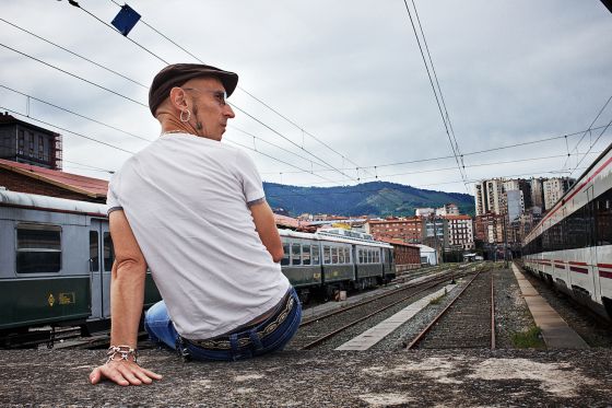 Fito, en la estación de Abando de Bilbao.