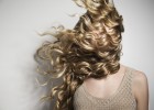 Su pelo le delata