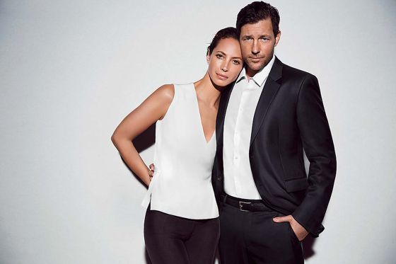 La modelo con su marido, el actor Edward Burns.