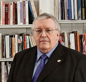 Paul Preston: “En España se ve al que discrepa como a un enemigo”