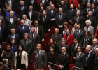 Emocionant cant de ‘La marsellesa’ a l’Assemblea francesa