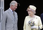 Isabel II no se fía de su hijo Carlos