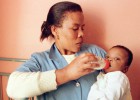 Cuba é o primeiro a eliminar a transmissão do HIV da mãe ao filho