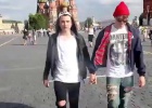 Dos hombres de la mano en Moscú y otros vídeos que has visto en julio Dos hombres de la mano en Moscú y otros vídeos que has visto en julio