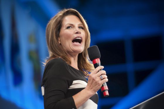 Michele Bachmann en un discurso en el Tea Party.