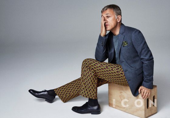 Chaqueta, pañuelo y suéter Dsquared2. Pantalón Gucci y zapatos Church's.