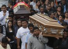 Guatemala busca a 300 personas sepultadas por un alud de tierra Guatemala busca a 300 personas sepultadas por un alud de tierra