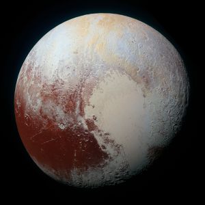 La nueva imagen de Plutón que muestra el contraste entre las zonas heladas y las ricas en compuestos orgánicos