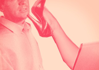 Lecciones de una dominatrix a través de Skype