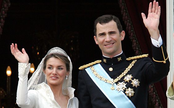 Felipe VI, entonces Príncipe de Asturias, porta el Toisón de Oro durante su boda.