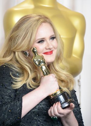 La cantante en febrero de 2013 tras ganar el Oscar por ‘Skyfall’, la única canción de la saga de 007 que ha ganado una estatuilla.