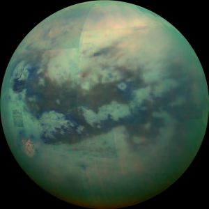 Imagen de Titán, luna de Saturno, captada por la NASA