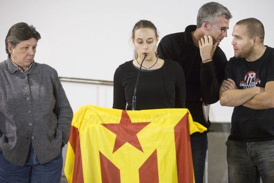Imagen del Consejo politico de la Cup para decidir la investidura de Artur Mas como presidente de la Generalitat