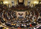 GRA330. MADRID, 13012016.- El recién elegido presidente del Congreso, Patxi López (c, fondo), se dirige a los diputados del Congreso durante la sesión constitutiva de la Cámara baja, que ha inaugurado hoy la XI legislatura. EFEJ. J. Guillén ***POOL***