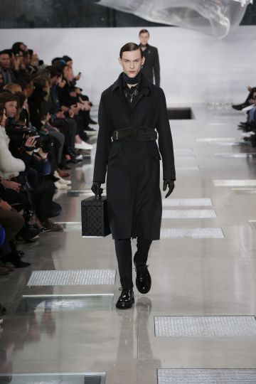 La colección de Vuitton es un master en lujo y estética militar.