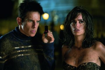 “Hola, ¿eres Derek Zoolander? Soy de la Interpol. Departamento Global de Moda”. El personaje de Penélope Cruz en 'Zoolander 2' se presenta así ante Stiller. “Hola, ¿eres Derek Zoolander? Soy de la Interpol. Departamento Global de Moda”. El personaje de Penélope Cruz en 'Zoolander 2' se presenta así ante Stiller.