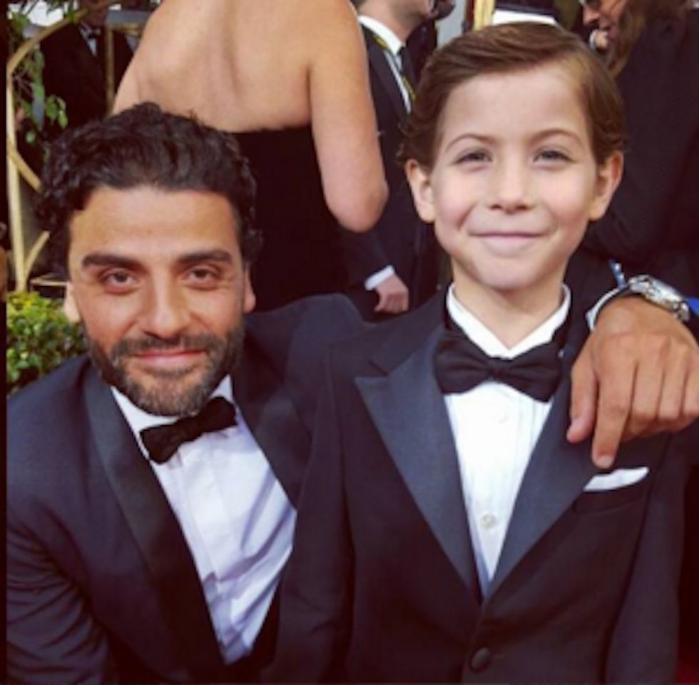 El joven Tremblay junto a Oscar Isaac.