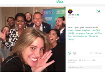 Michele Obama, una más en el 'selfie'. Michele Obama, una más en el 'selfie'.