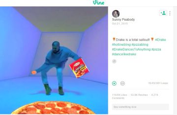 Drake, feligrés de la pizza de peperoni. Drake, feligrés de la pizza de peperoni.