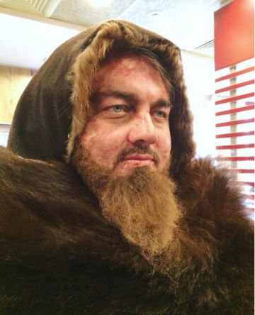 El DiCaprio ruso caracterizado de 'El renacido'. Mucho mérito tiene Burtsev. El DiCaprio ruso caracterizado de 'El renacido'. Mucho mérito tiene Burtsev.